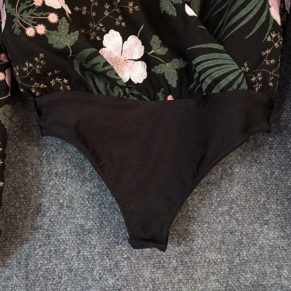 LOVERS & FRIENDS Laya Bodysuit XS‎ Black Pink Green Embroidered Long Sleeve - Picture 5 of 13